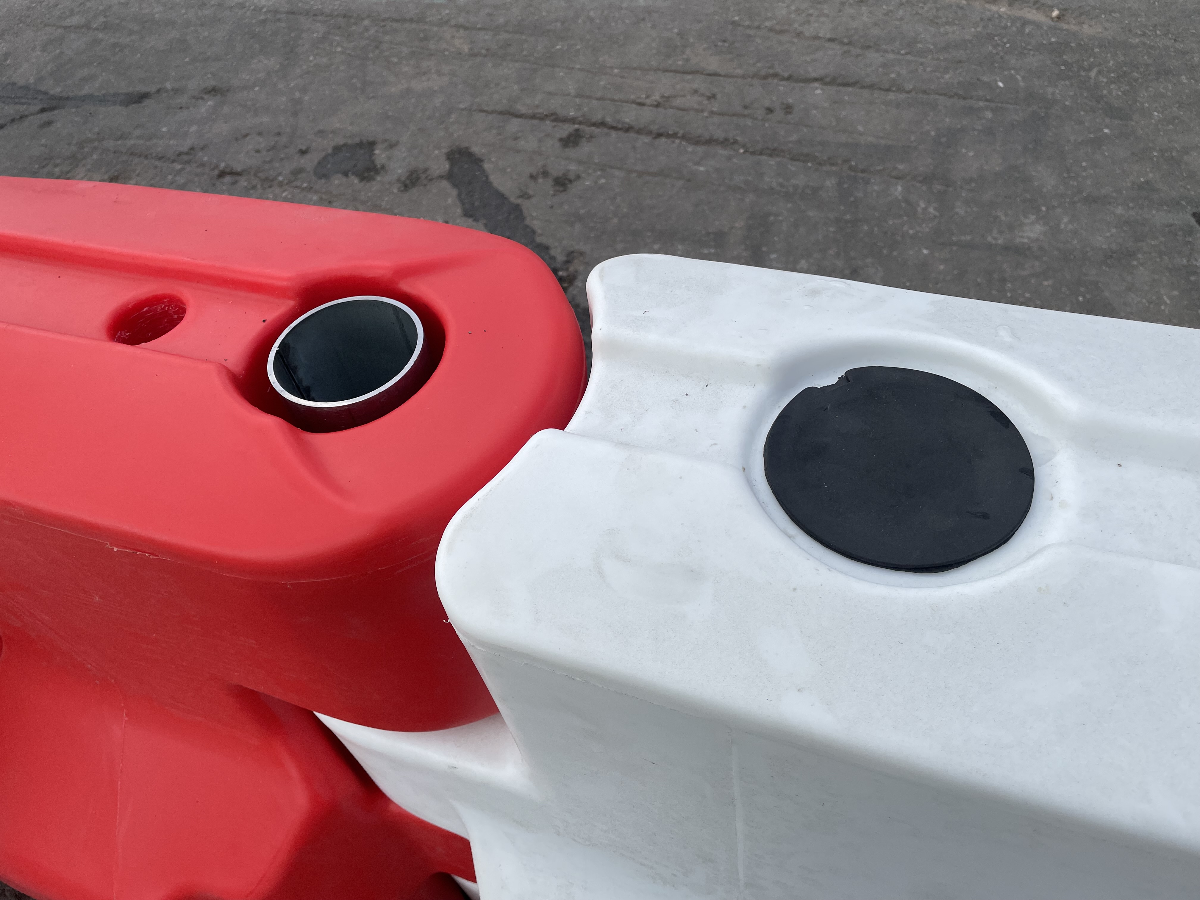 Defender 50 &ndash; Heavy Duty Crash Tested Barrier (up to 50 mph)