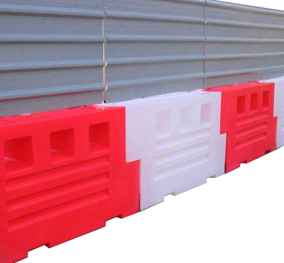 RB2000 - Heavy Duty Water Filled Barrier