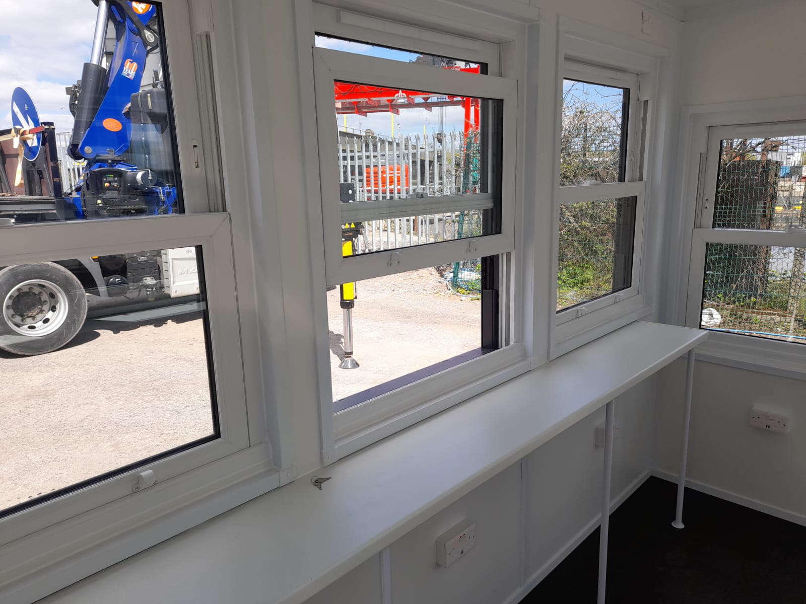 12’ x 8’ Ticket Kiosk / Information Office