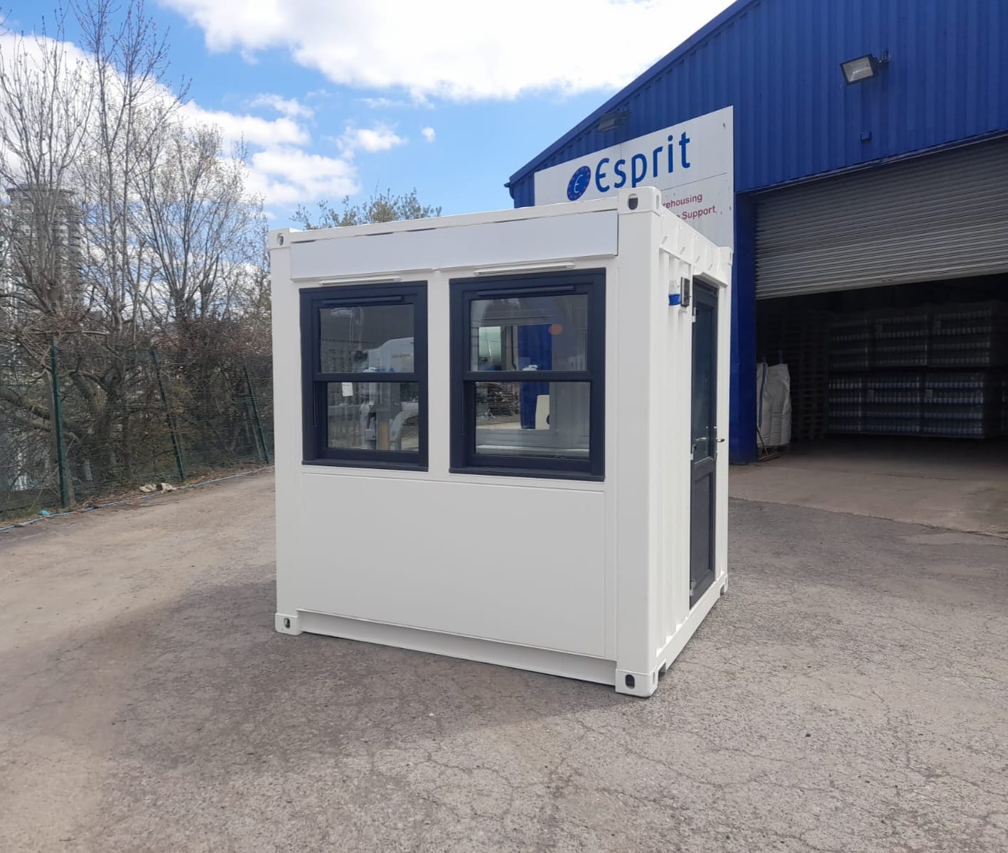 8’ x 8’ Ticket Kiosk / Information Office