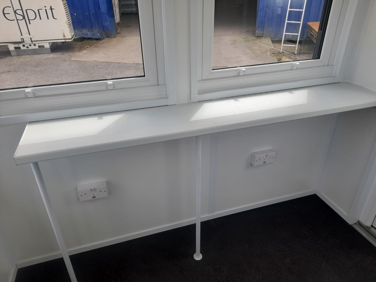 8’ x 8’ Ticket Kiosk / Information Office